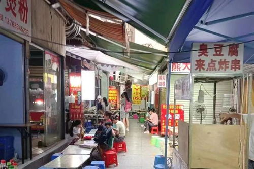柳州網紅美食街曝光 隱藏在日常百貨銷售背后的衛生隱患令人后怕